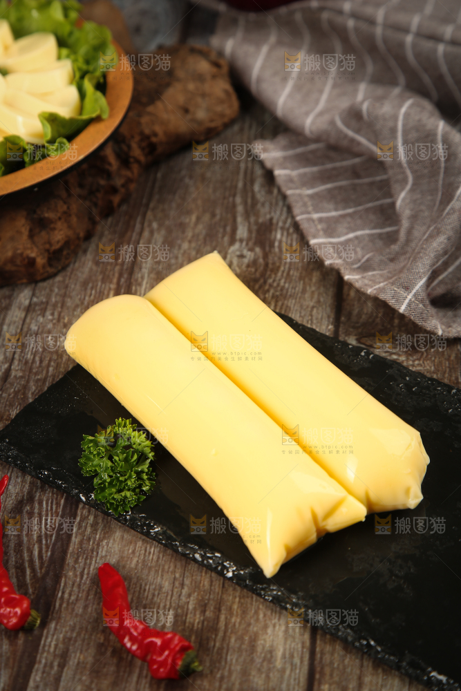 深底上的鸡蛋豆腐