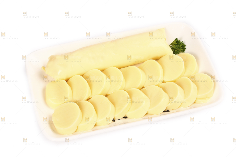 白底上的鸡蛋豆腐