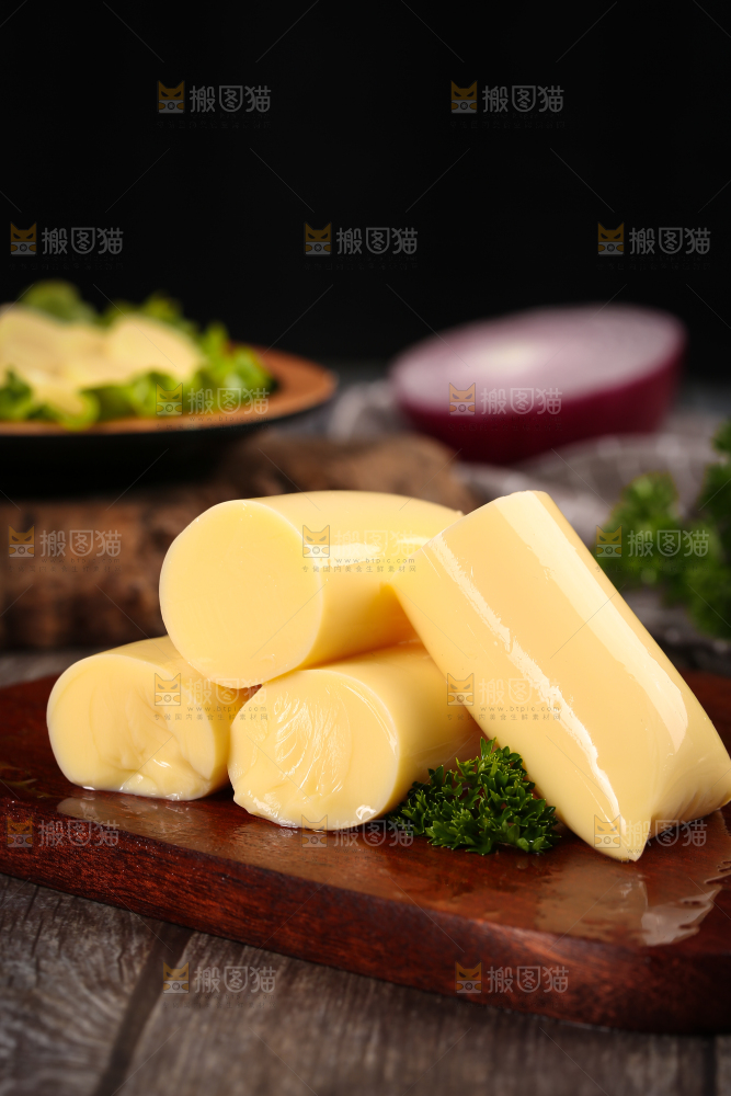 深底上的鸡蛋豆腐