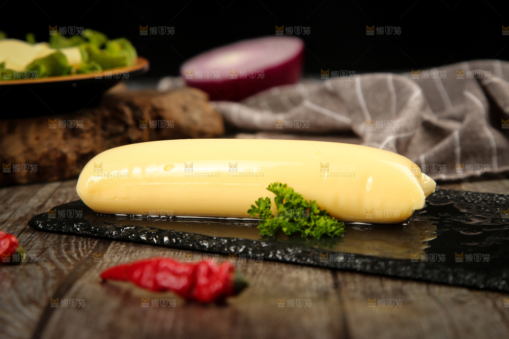 深底上的鸡蛋豆腐