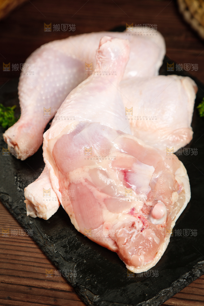 深底上的大鸡腿
