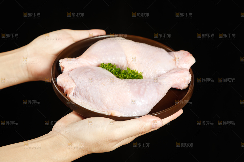 深底上的大鸡腿