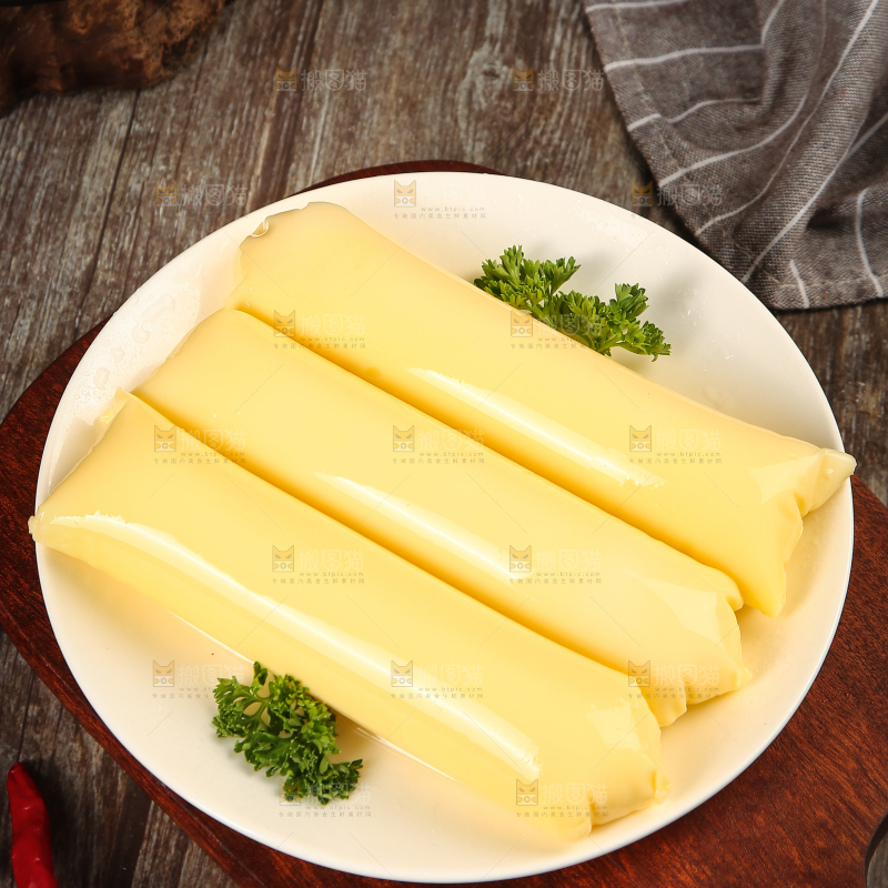 深底上的鸡蛋豆腐