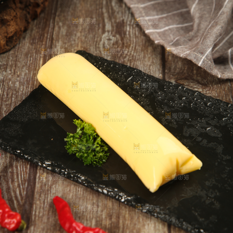 深底上的鸡蛋豆腐