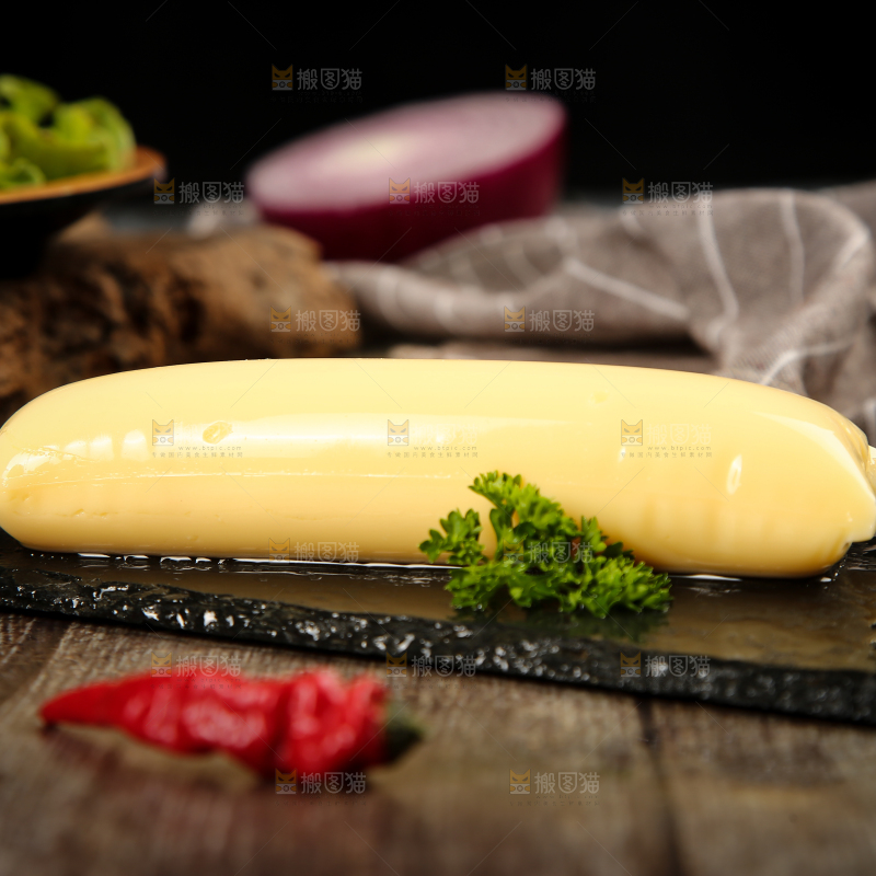 深底上的鸡蛋豆腐