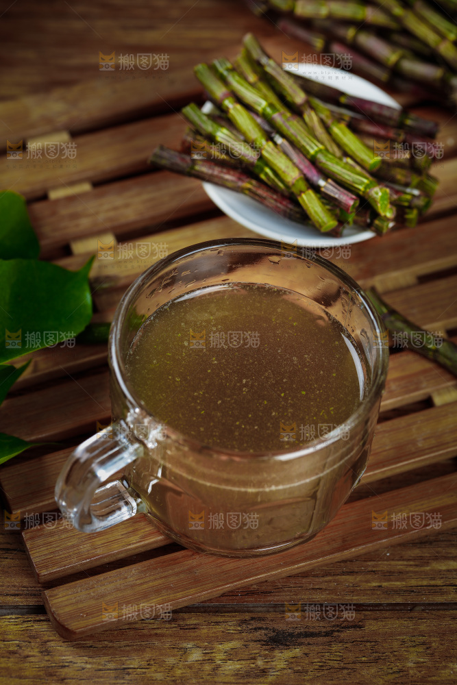 深底上的石斛鲜条