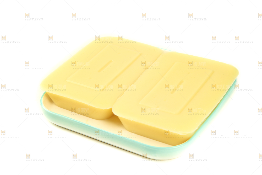 白底上的米豆腐