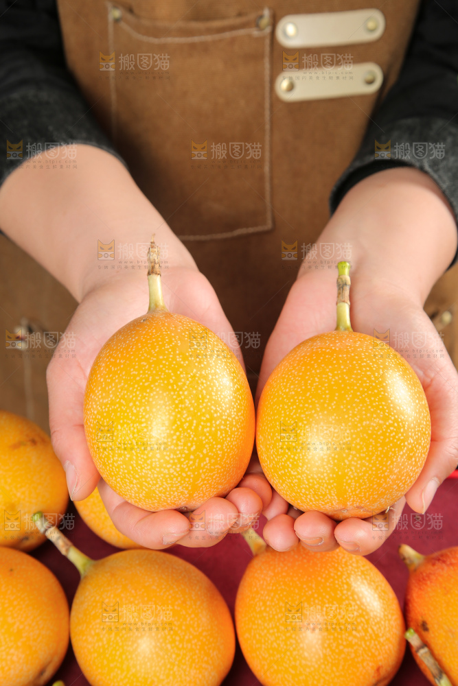 深底上的热情果