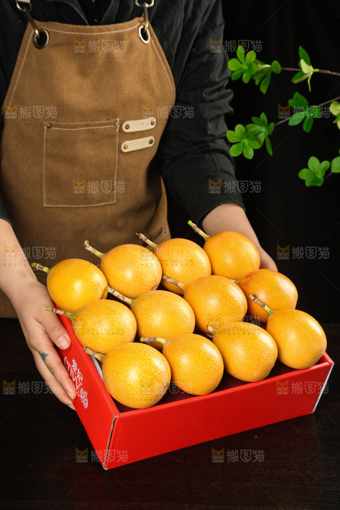 深底上的热情果