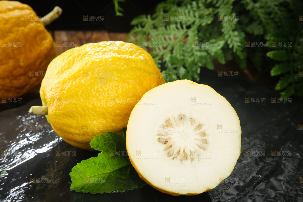 深底上的香橼果