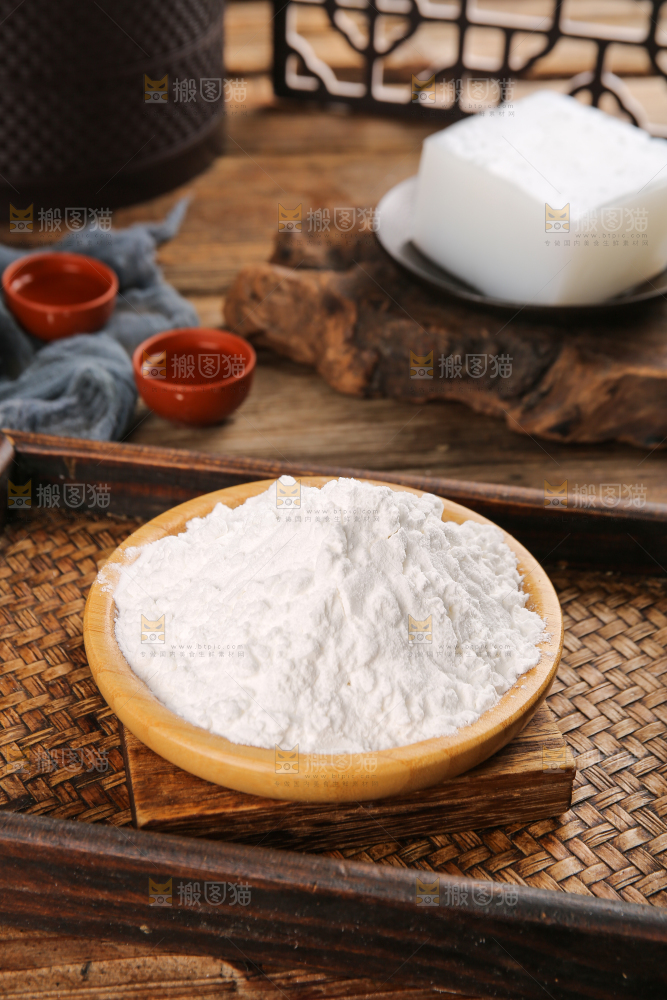 深底上的豌豆淀粉
