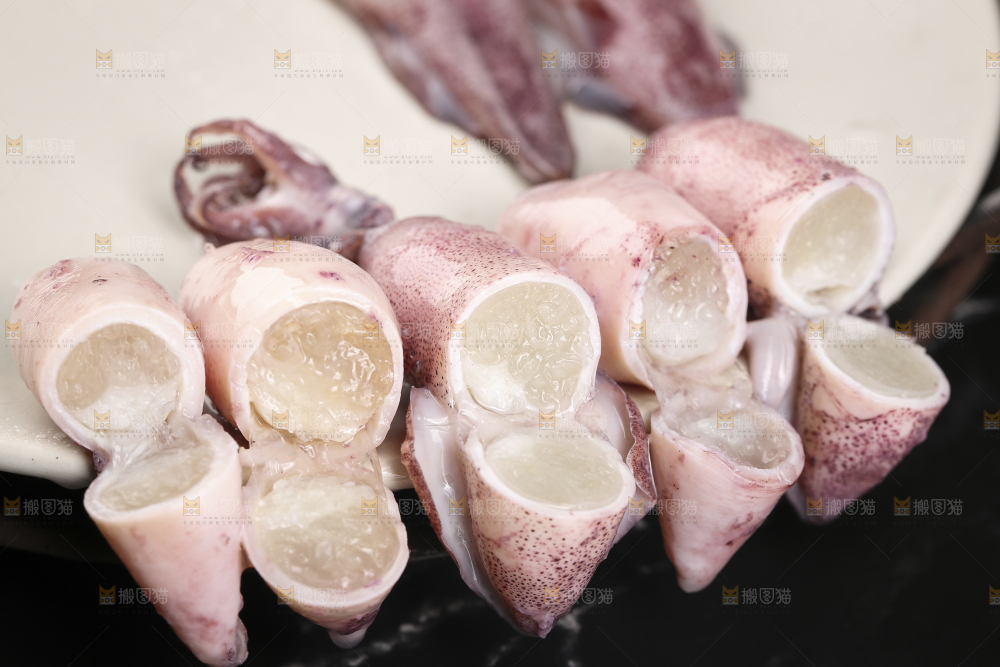 深底上的海兔