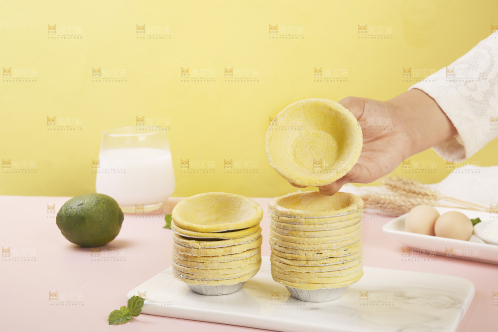 浅底上的蛋挞皮
