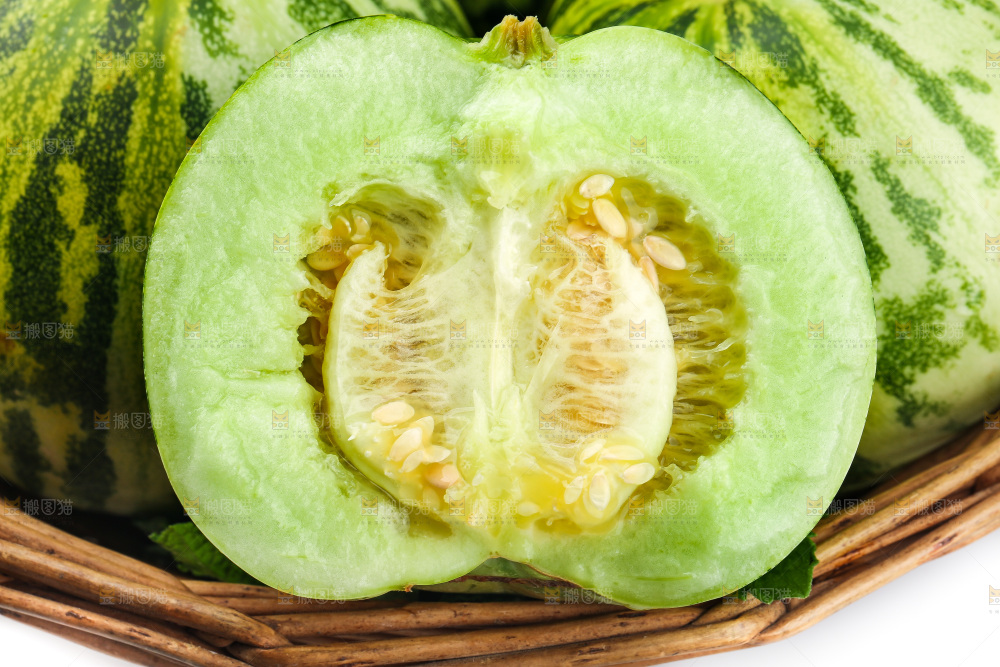 白底上的花蕾甜瓜