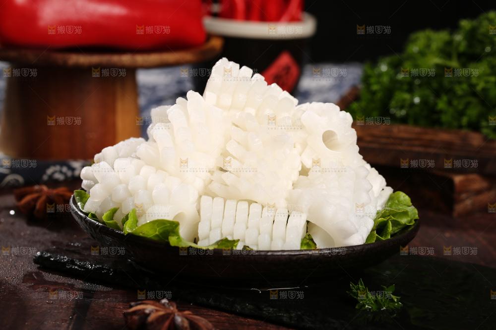 深底上的鱿鱼花
