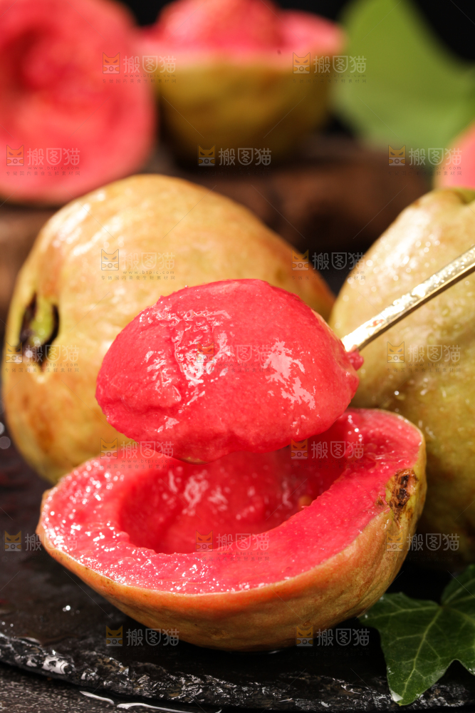 深底上的红心芭乐