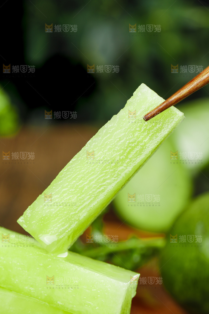 深底上的沙窝萝卜