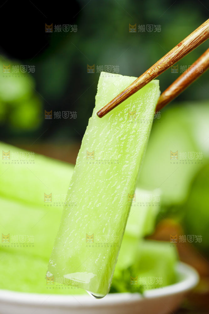 深底上的沙窝萝卜