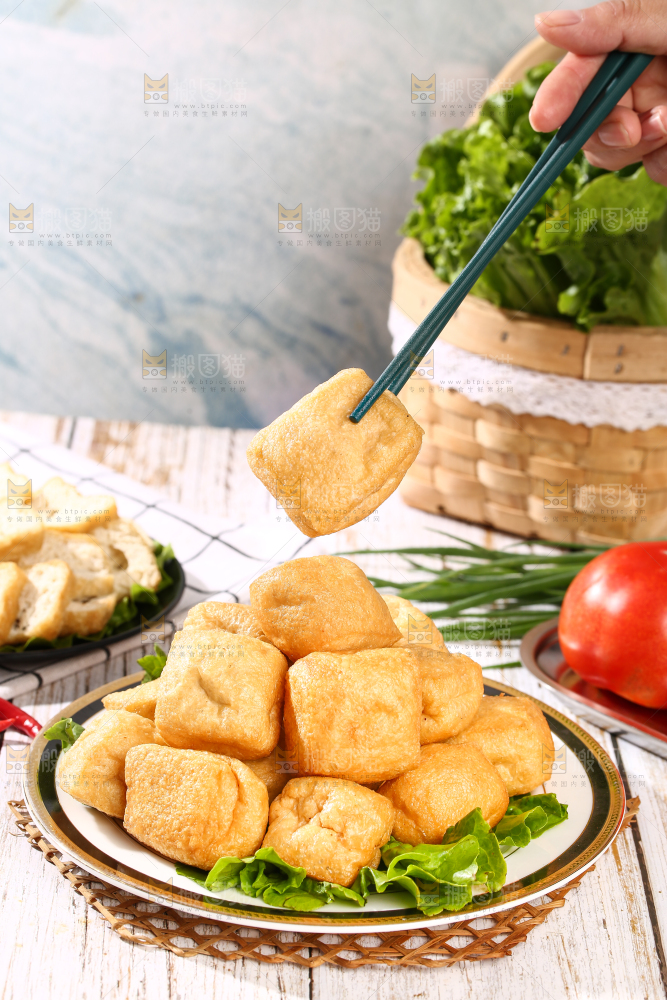 浅底上的油豆泡