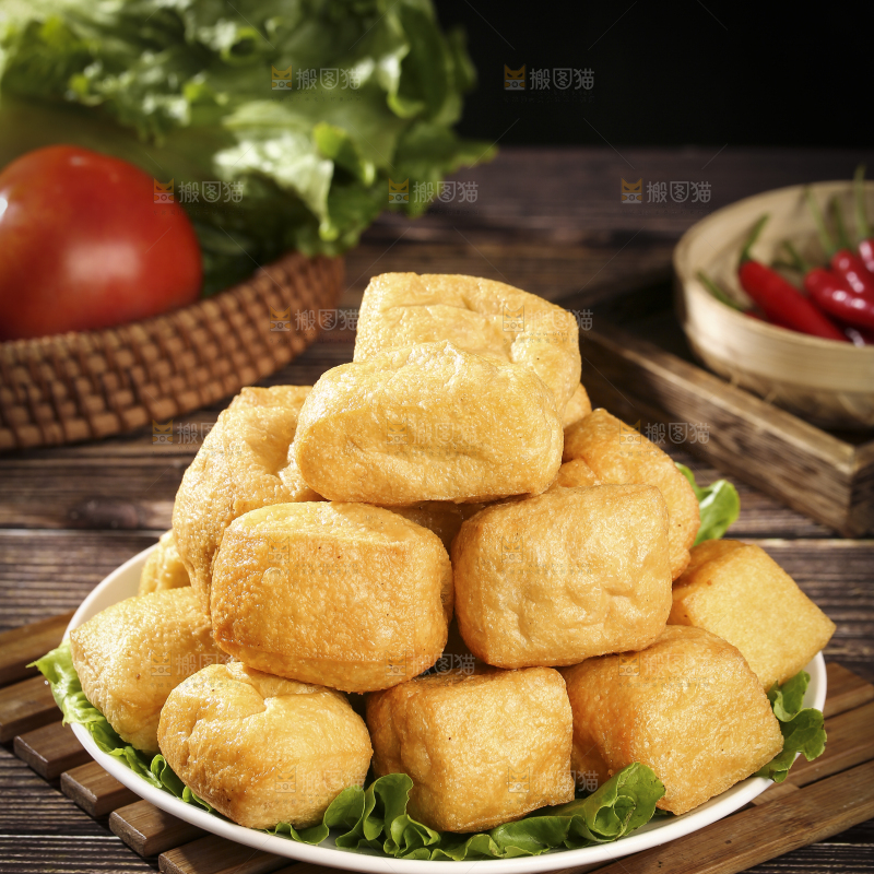 深底上的油豆腐
