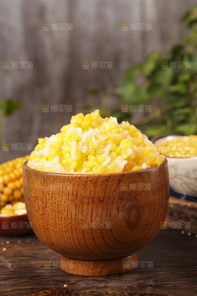 深底上的大碴粥