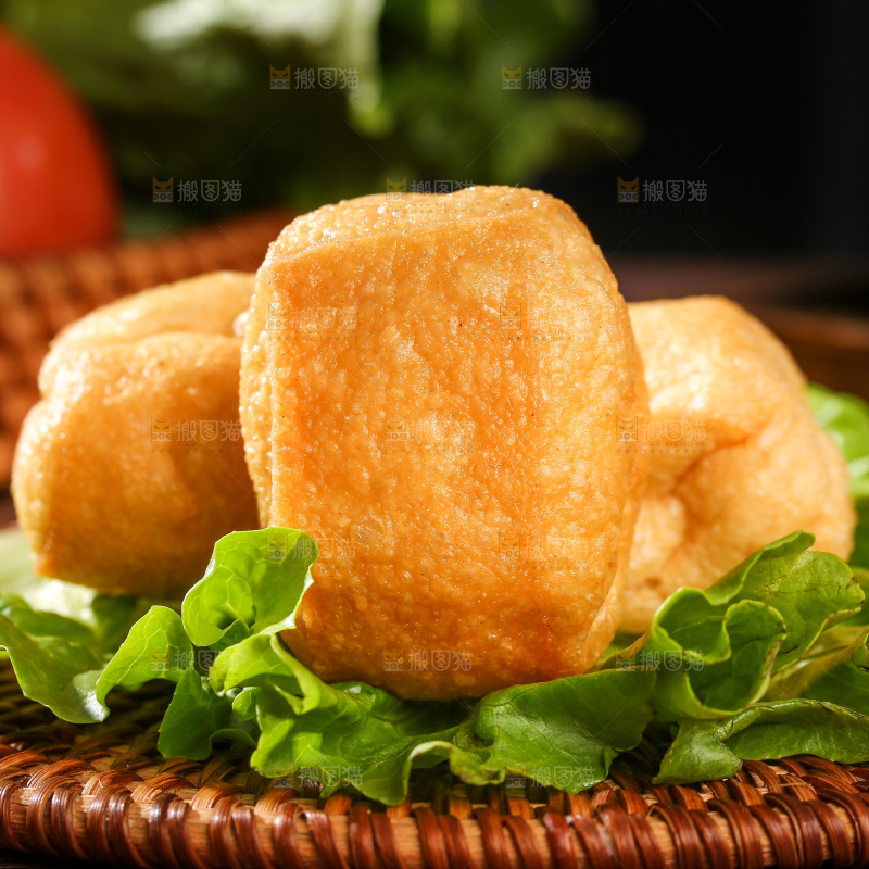 深底上的油豆腐