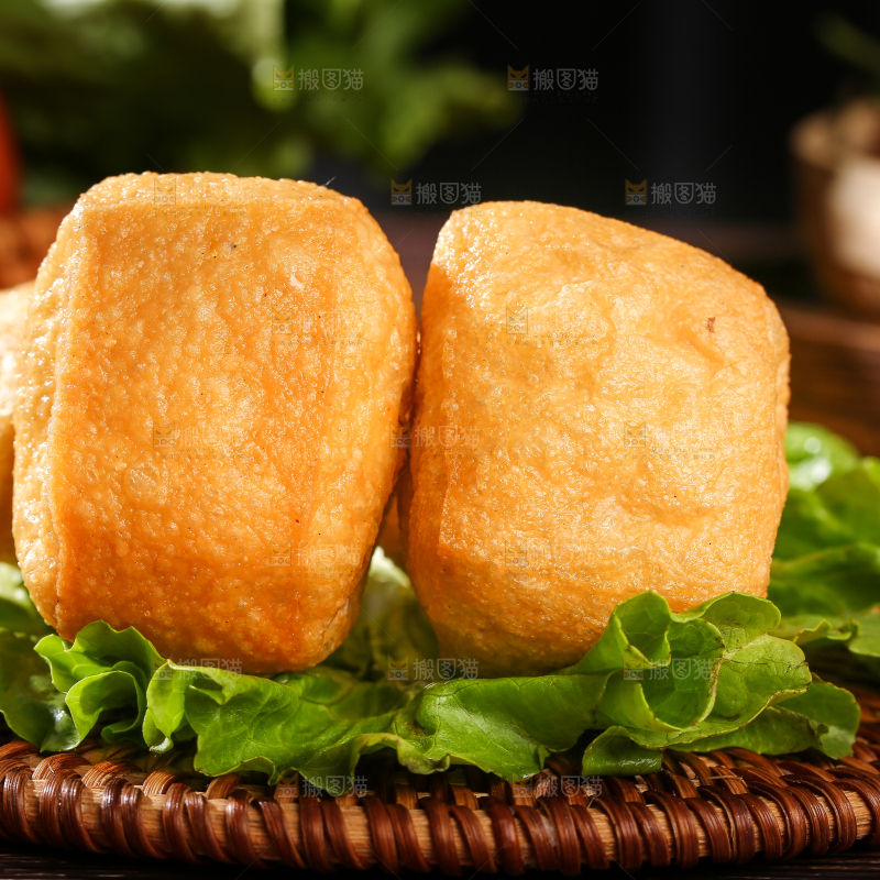 深底上的油豆腐