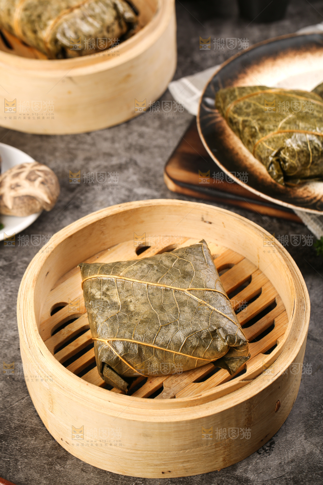 深底上的糯米鸡