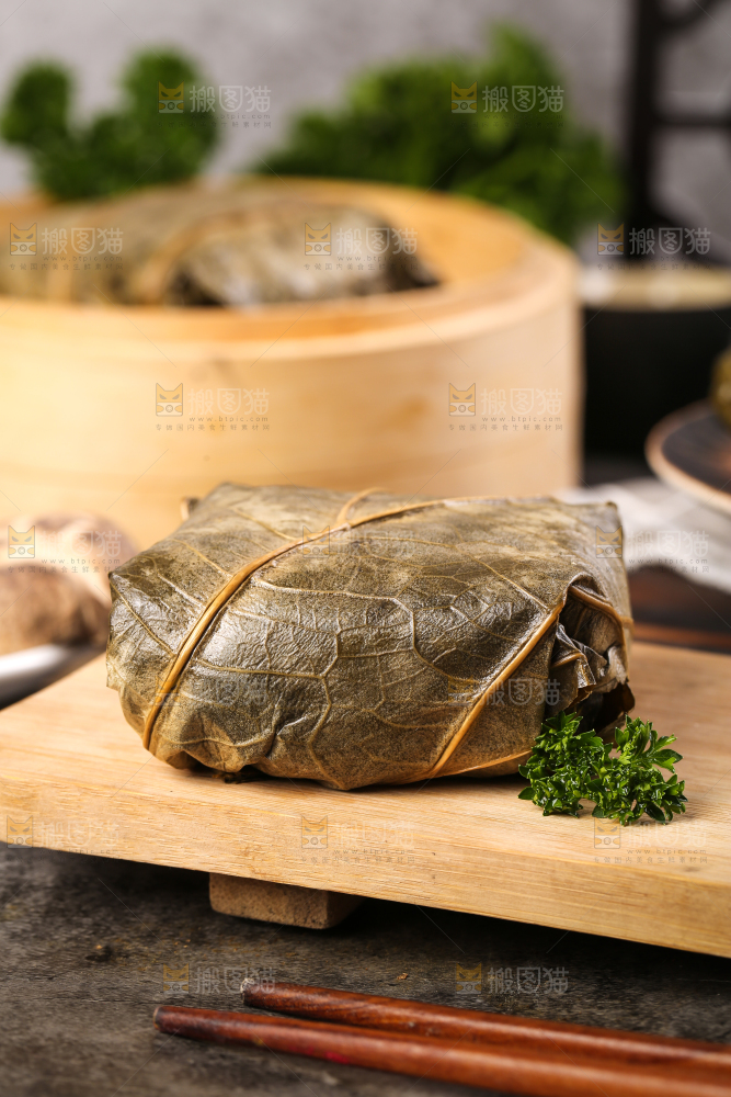 深底上的糯米鸡