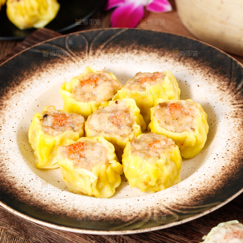 深底上的虾肉烧卖