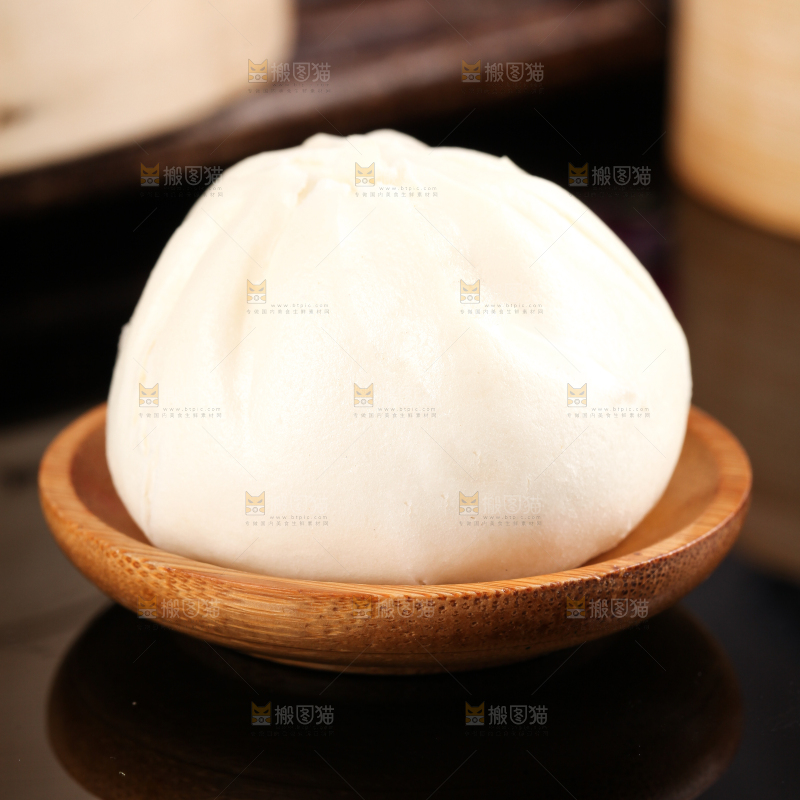深底上的滑肉包