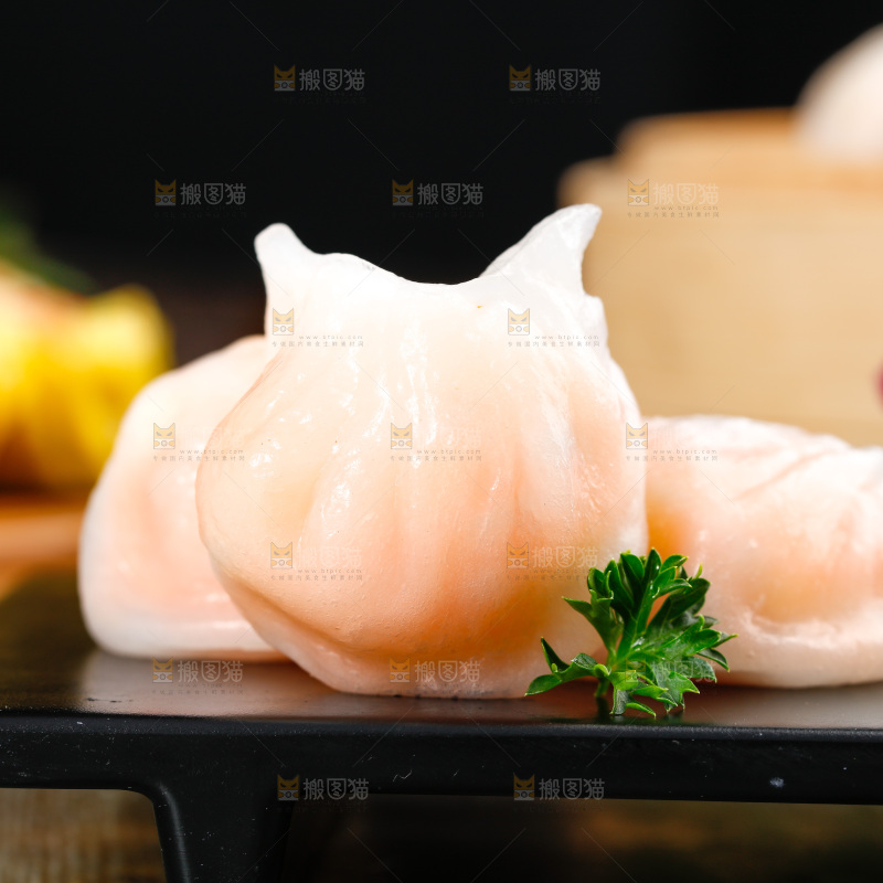 深底上的虾饺