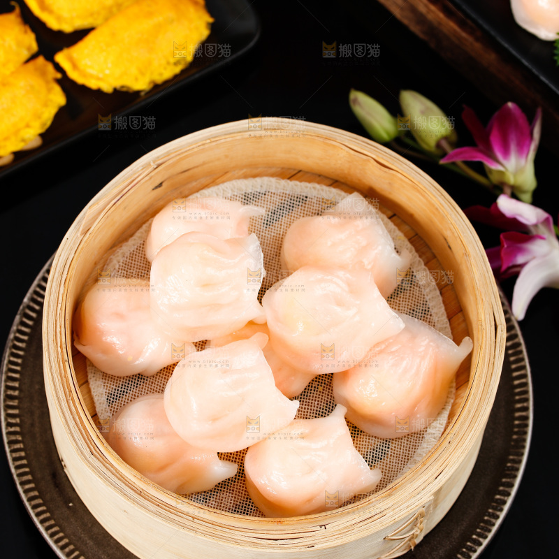 深底上的虾饺