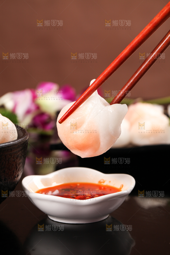 深底上的虾饺