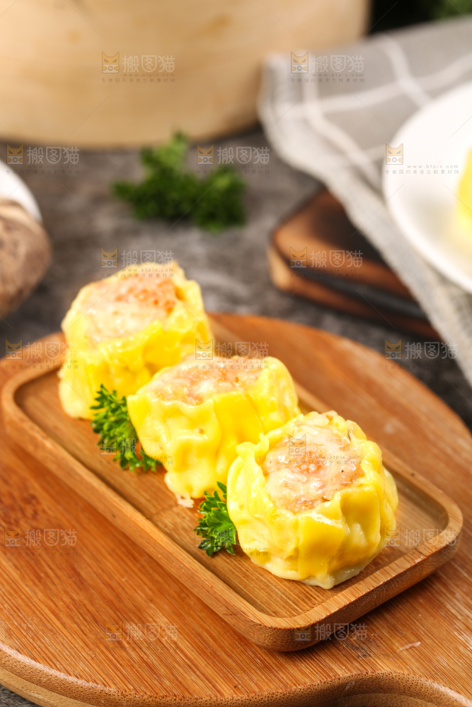 深底上的虾肉烧卖