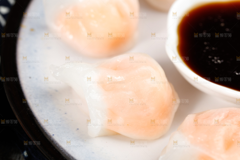 深底上的虾饺