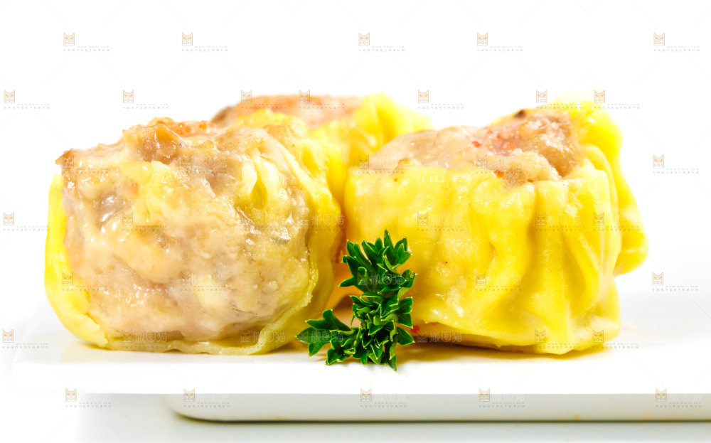 白底上的虾肉烧卖