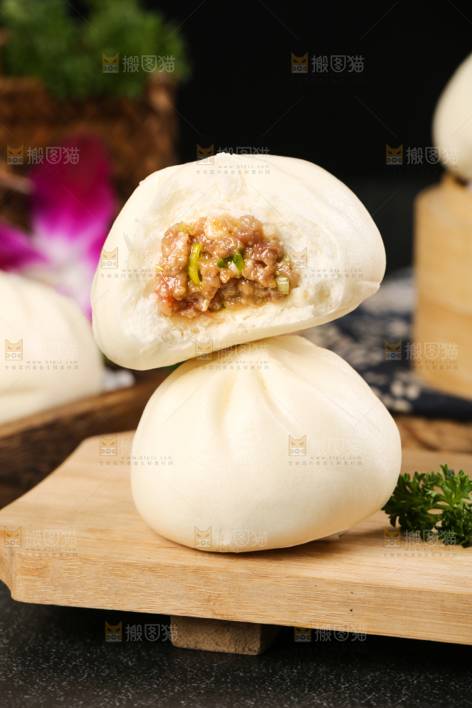 深底上的滑肉包