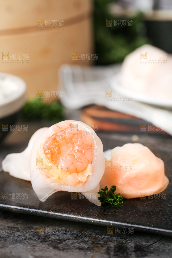 深底上的虾饺