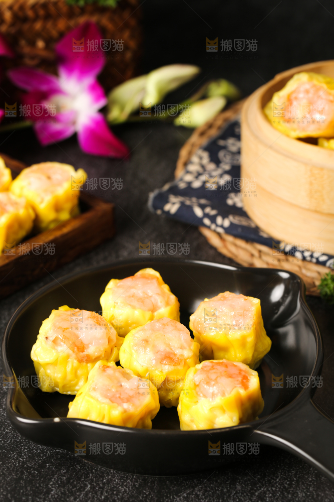 深底上的虾肉烧卖