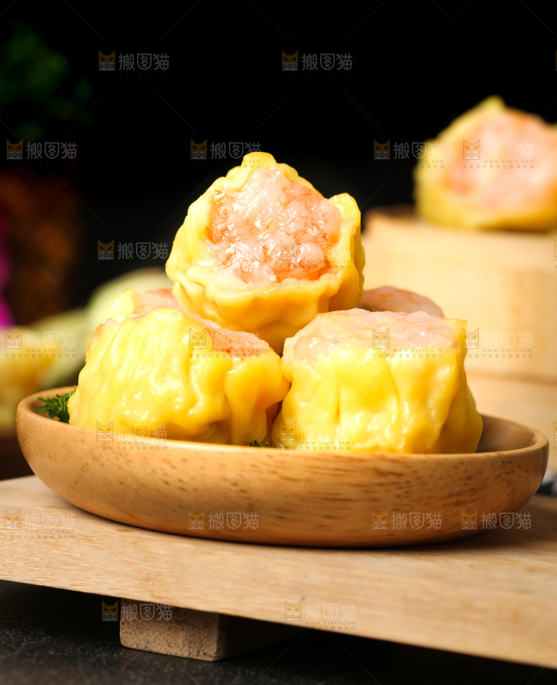 深底上的虾肉烧卖