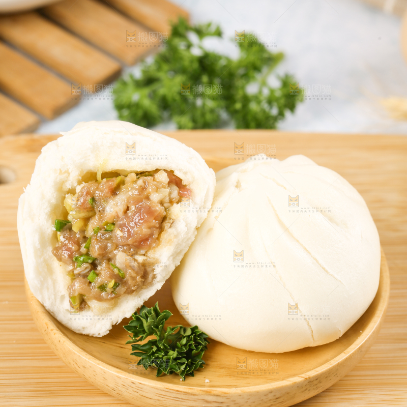 浅底上的滑肉包