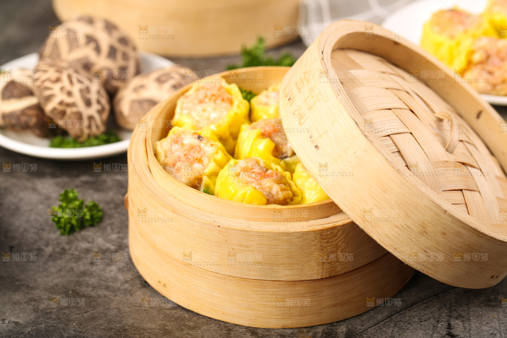 深底上的虾肉烧卖