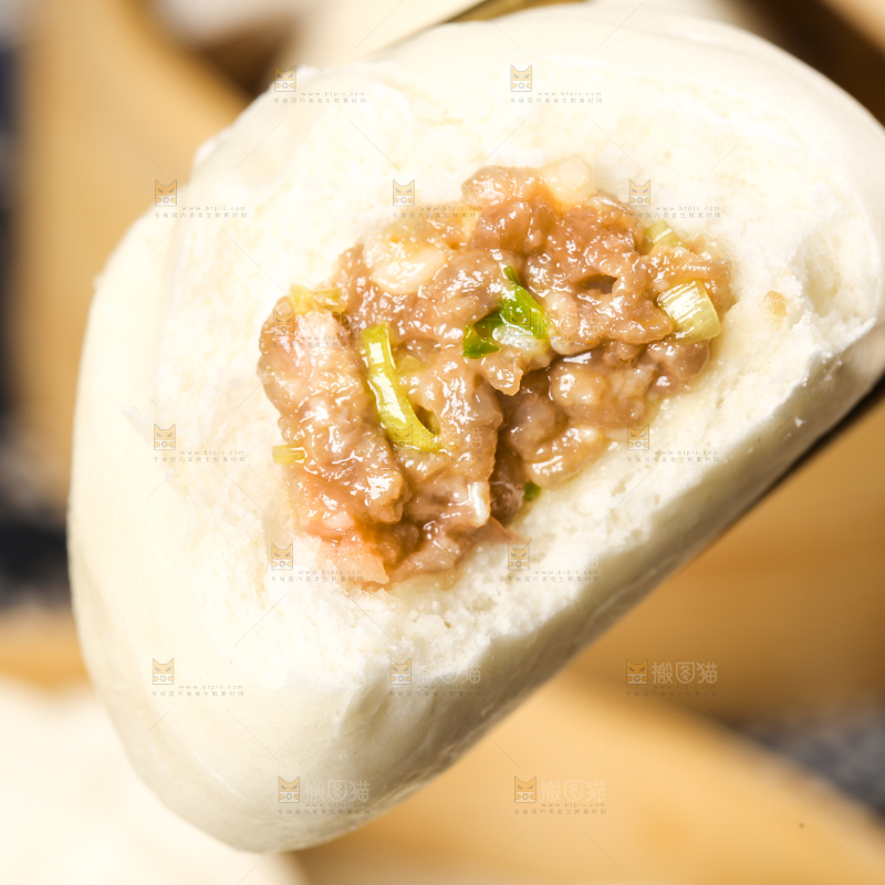 深底上的滑肉包