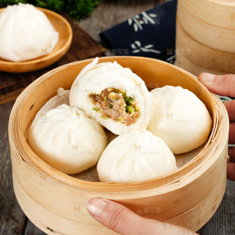 深底上的滑肉包
