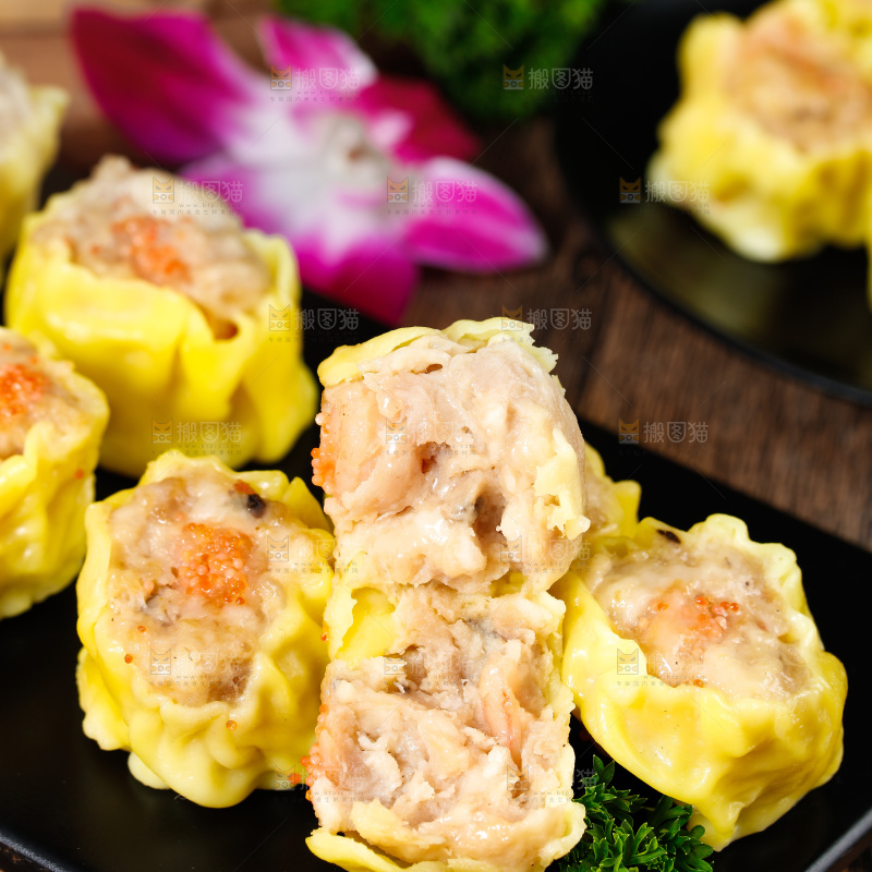 深底上的虾肉烧卖