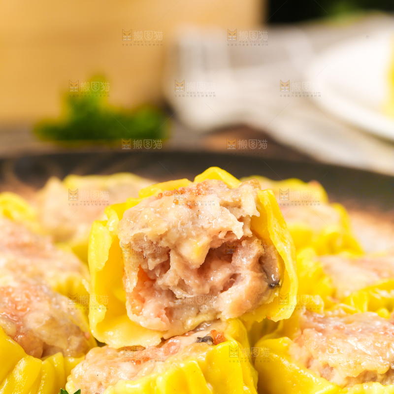 深底上的虾肉烧卖