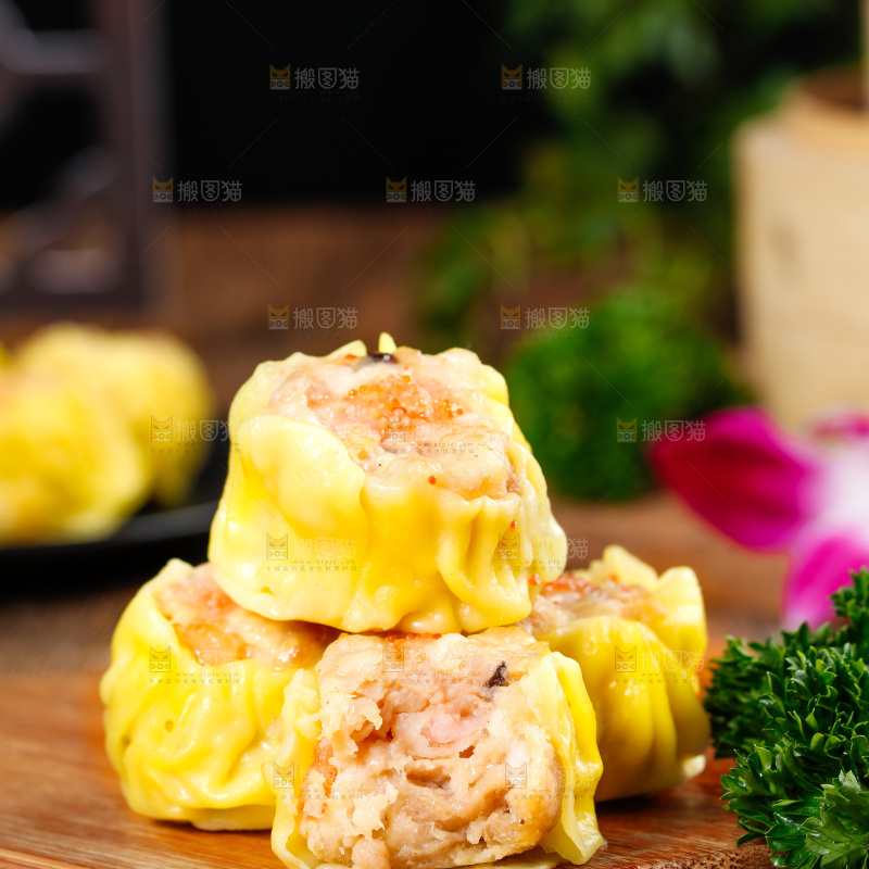 深底上的虾肉烧卖