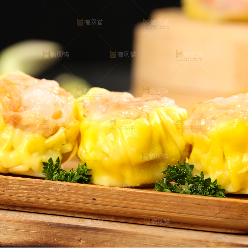 深底上的虾肉烧卖