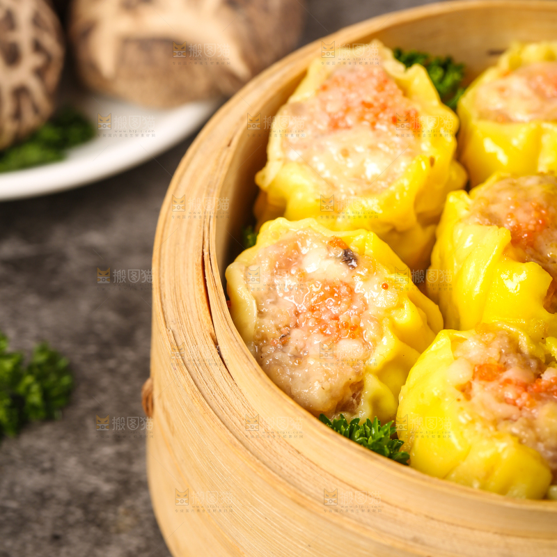 深底上的虾肉烧卖